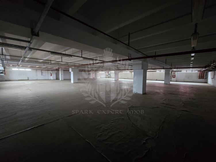 SPATIU COMERCIAL //SHOWROOM\\ZONA LEMS PLOIESTI
