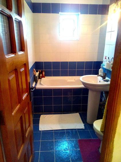 Apartament 4 camere decomandat su.84mp.Faleza Nord Pescarie