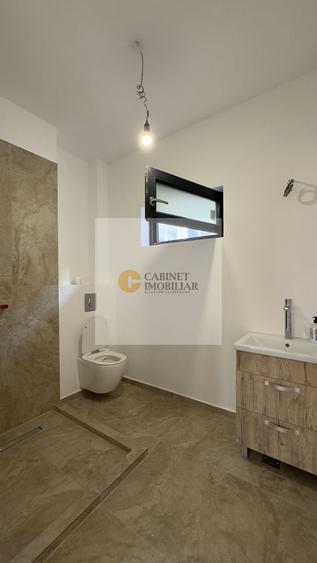4 camere + birou | Biserica Casin | 110mp total | Renovat 2025