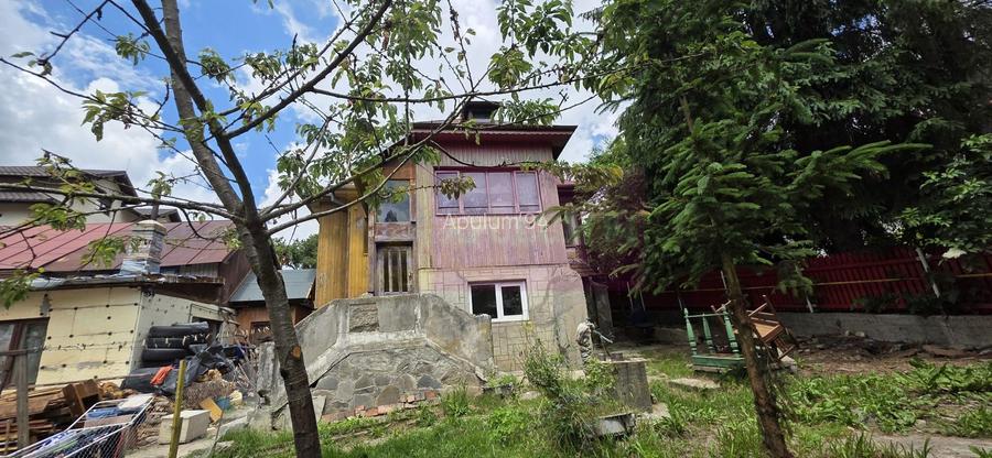 Casa batraneasca cu teren de vanzare in Busteni - 3