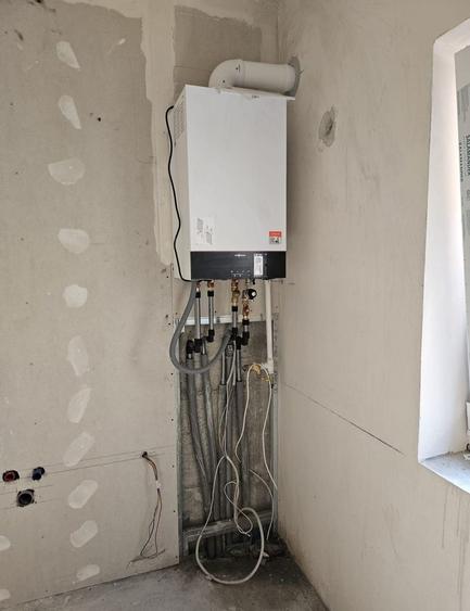 Casa cuplata, noua, intr-o zona de case- linistita,in Dambul Rotund