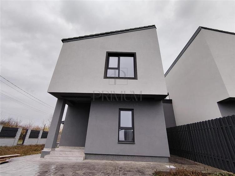 Duplex despartit - finisaje moderne - zona buna
