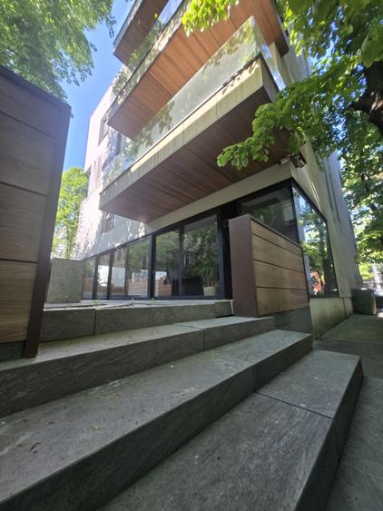 SPATIU COMERCIAL STRADAL IN ZONA FLOREASCA