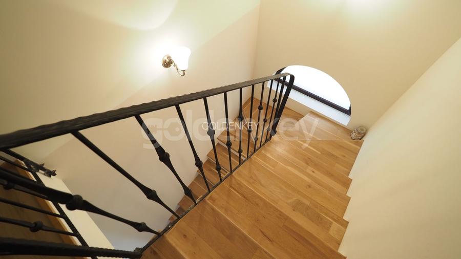 Vila individuala cu 6 camere si gradina generoasa - 24