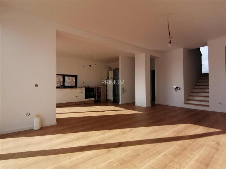 Duplex modern - design deosebit - zona foarte buna - 3 dormitoare - 25