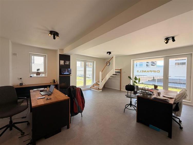 Spatiu comercial de inchiriat, 61 mp utili, Coresi Avantgarden, Brasov
