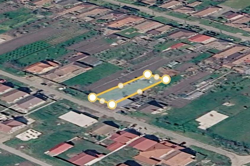 Teren intravilan pentru casa, la 13 min. de Arad, în Zimandcuz, 821 mp