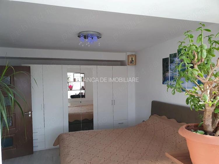 Vanzare Apartament 4 camere - 7