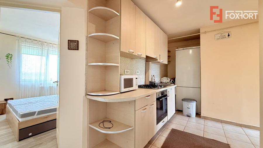 Comision 0% Apartament de vanzare cu 3 camere, etaj 2 - Giarmata Vii