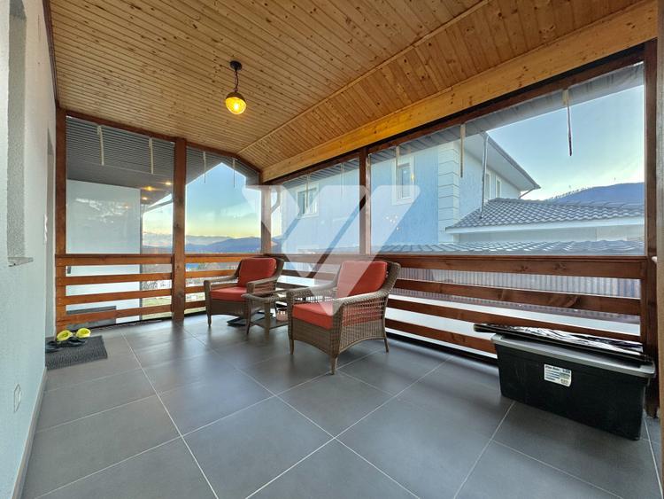 Casa 5 camere pe un nivel, teren 600 mp, priveliste, garaj - Tocile