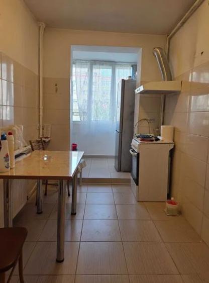 PIATA SUDULUI metrou,BALCON,BUCATARIE UTILATA,SPATIOS,