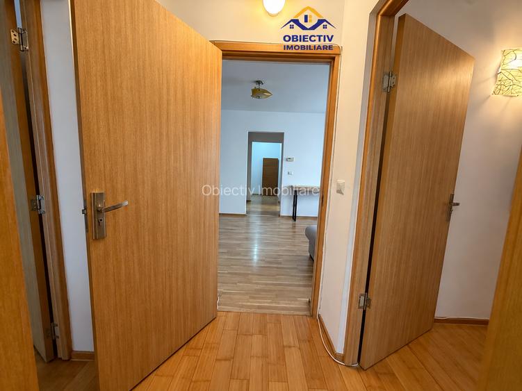 Apartament 3 camere CU PRIVELISTE - ULTRACENTRAL - 16