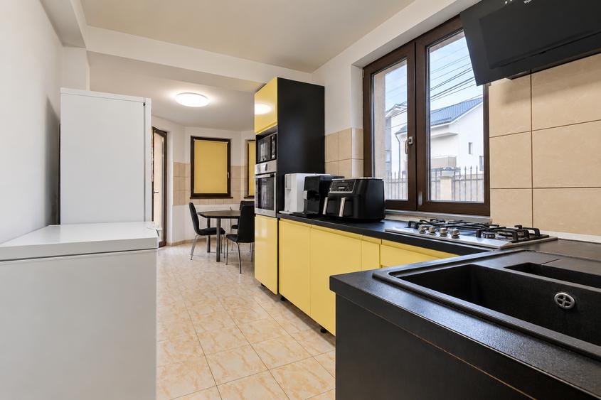Vila individuala Comuna Berceni | 5 camere | 3 bai | Garaj inchis | Curte 300mp