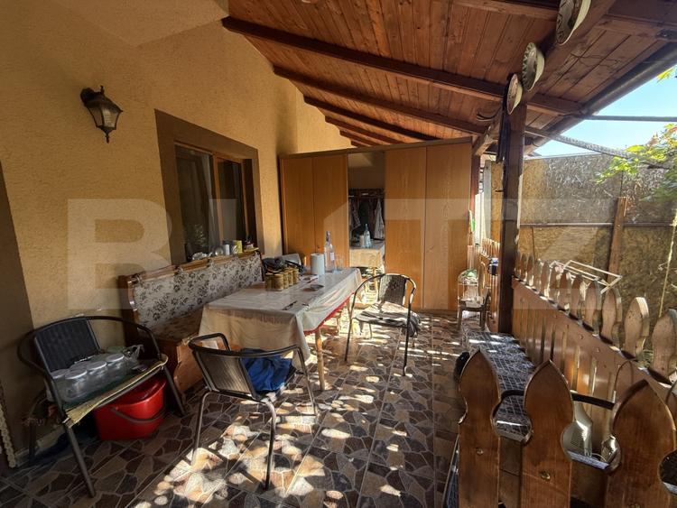 Casa cu 5 camere, 165 mp, zona Paulesti