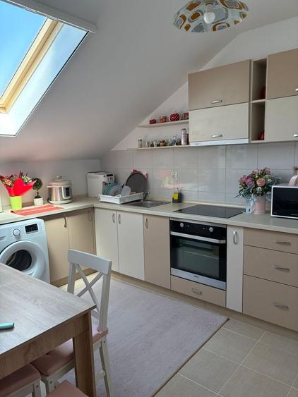 Vand 3 camere in Giroc 105000 euro