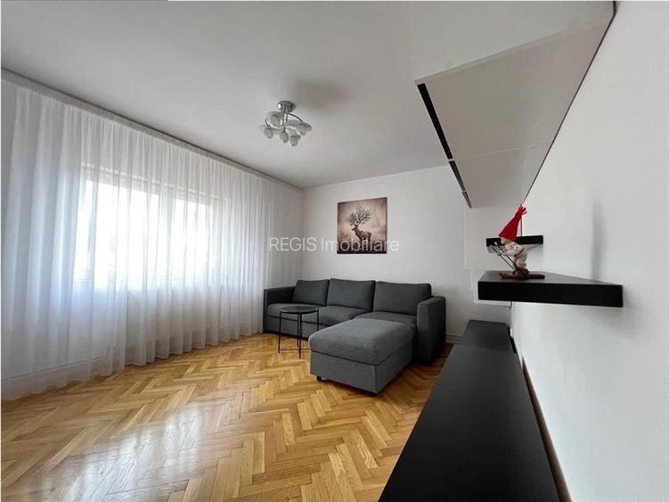 Bloc Vila Central | 3 camere la etaj intermediar cu 2 parcari - 4