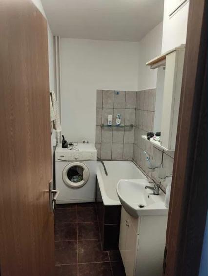 GARSONIERĂ DE ÎNCHIRIAT | TEI – UTCB | DECOMANDATĂ | BALCON | 320 €