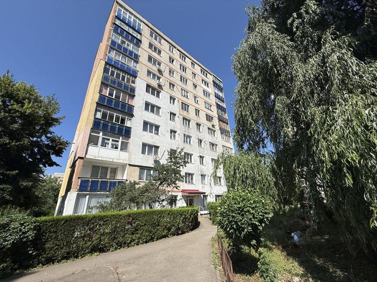 Apartament 3 camere renovat ca la carte zona OMV Campina - 19
