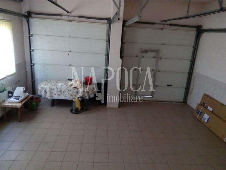 Casa 6 camere de vanzare in Floresti