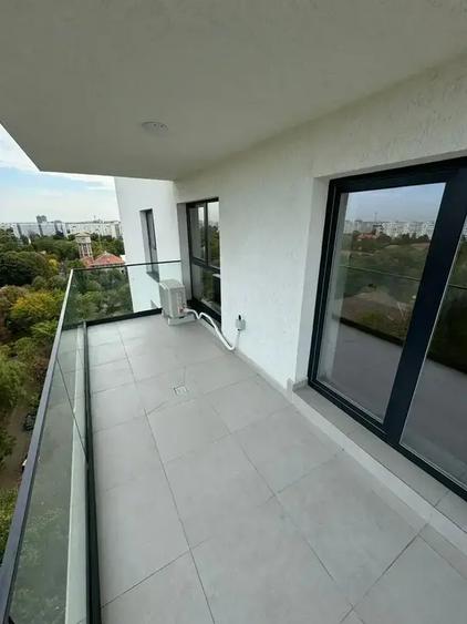 View Superb Penthouse 3 camere 8 min Metrou - Sun Plaza Gata de Mutare