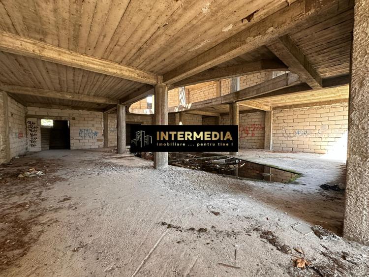 HOTEL S+P+2E+M de vanzare in Alba Iulia Cetate