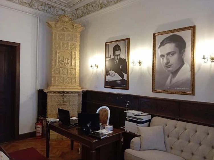 Vilă de epocă – Piața Romană | 320 mp | Ideală sediu firmă / ambasadă