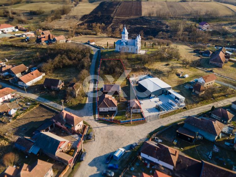 Casă+anexe, 1400 mp teren - 20 min Urbano, 30 min Cluj, 0 COMISION!