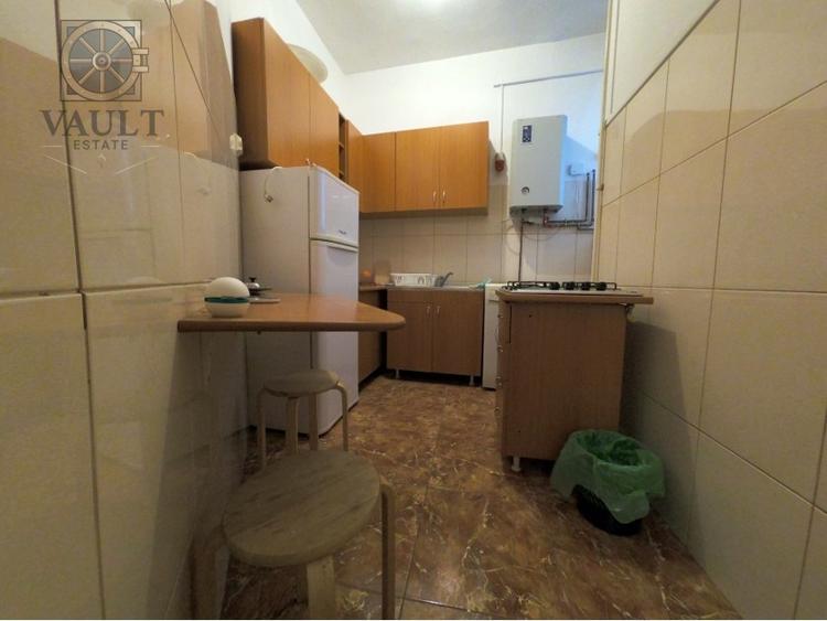 Apartament 2 camere - centrala proprie + boxa - zona Mosilor - Risc Seismic 1