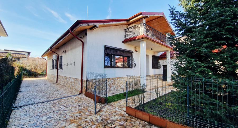 Vila P+1, 6 camere, teren 940mp, Otopeni-23 August