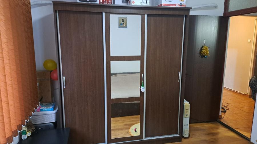 2 camere decomandat | bloc 1982, 52 m² | Parcare | Lângă metrou