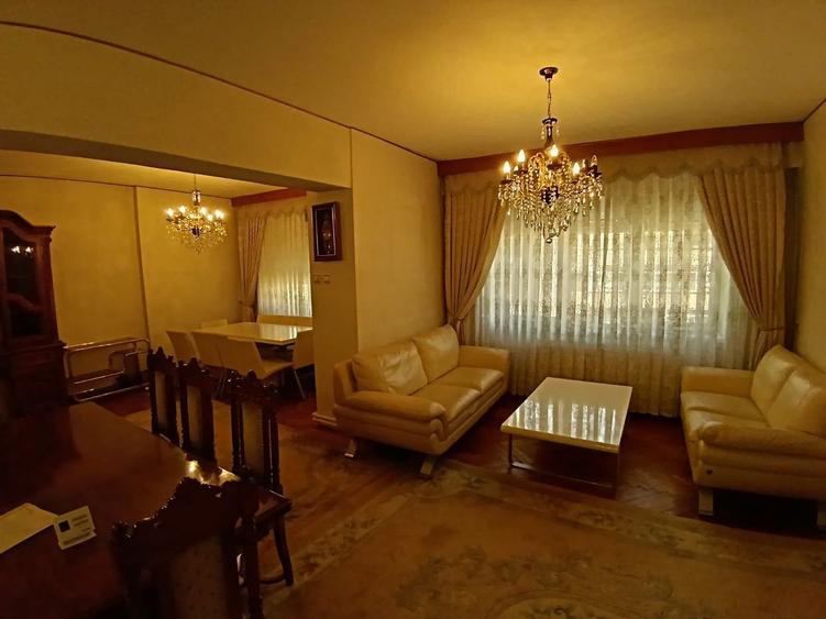 Vanzare 5 camere Batistei