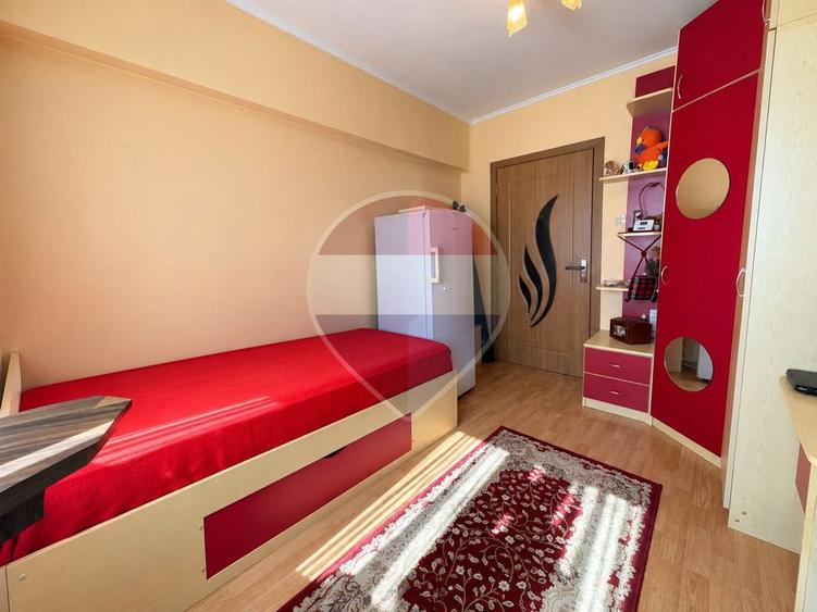 3 camere, balcon | 62,77 mp | Lumină naturală | Tâmplărie PVC termopan