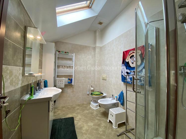 Refugiu elegant cu piscină privată în inima Iancu Nicolae - 29