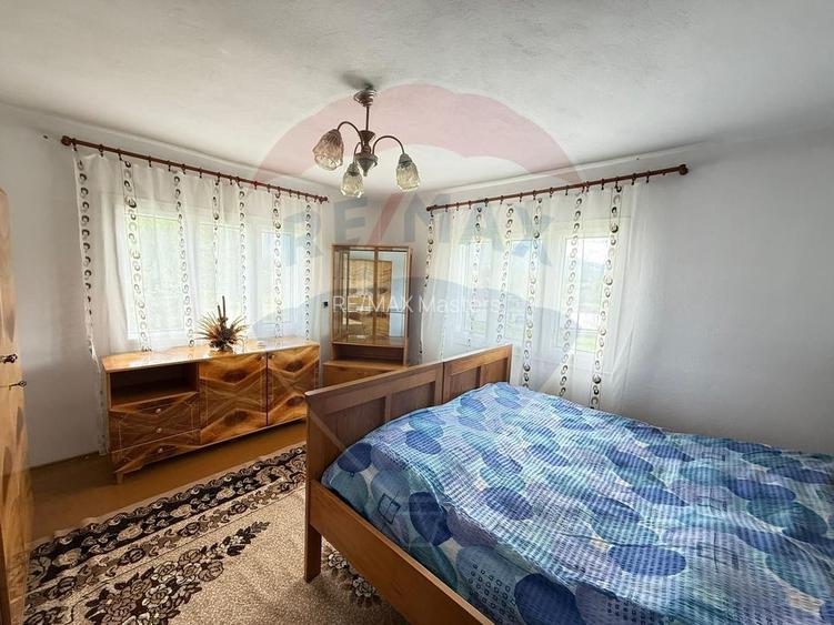 Casă DE VÂNZARE Șarul Dornei 1075 mp Teren - 14