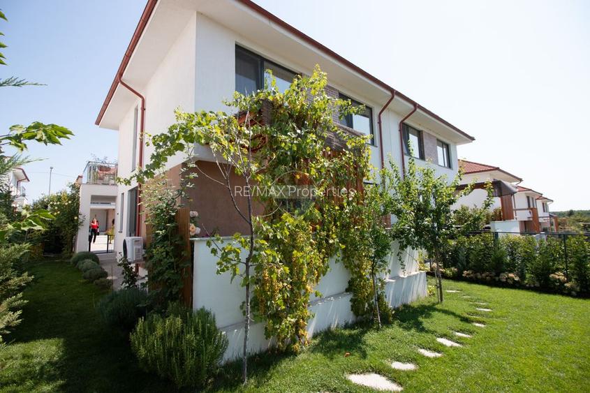 Casă / Vilă cu 5 camere de vanzare in Mogosoaia, 200 m pana la padure - 24