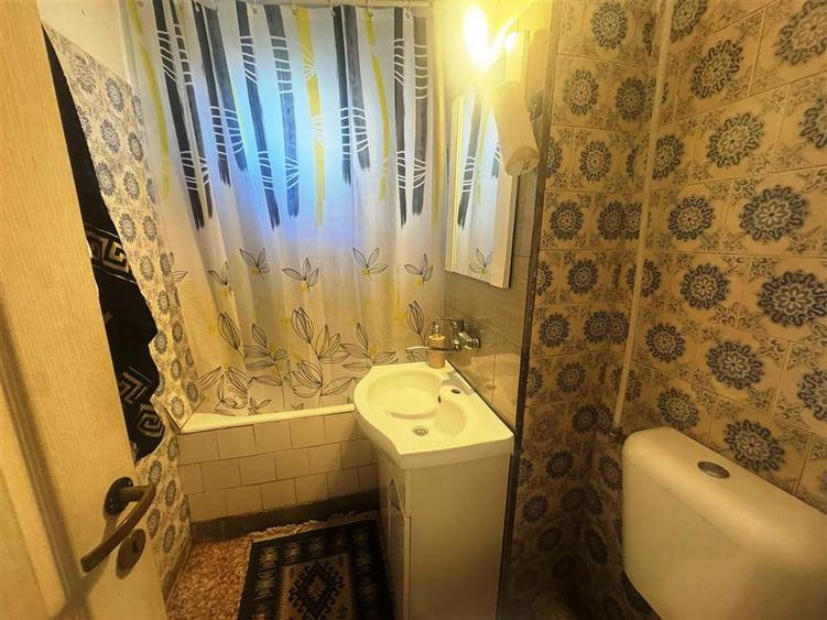 Apartament 3 camere in Ploiesti zona Republicii