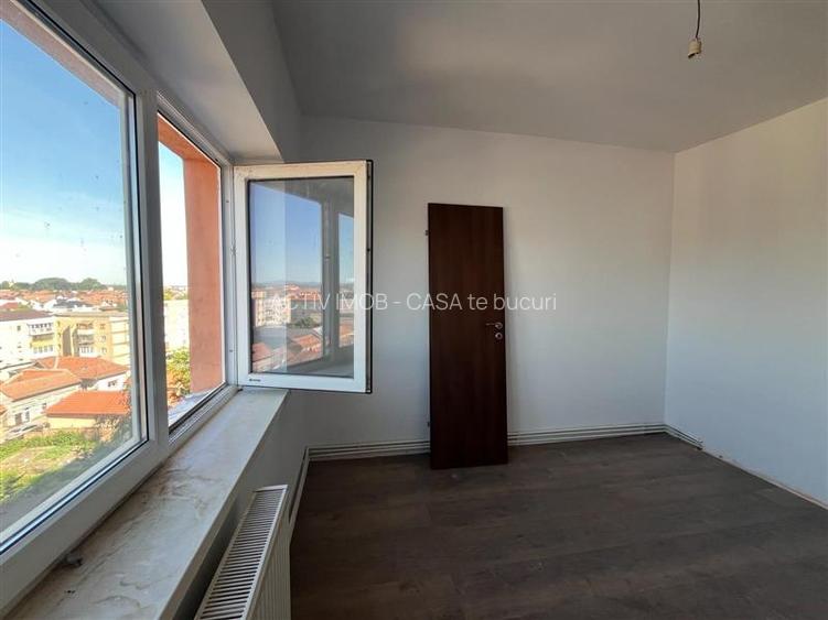 Lugoj, Apartament 3 Cam., 84 Mp., Semidecomandat, et.6, Central Blocul Postei - 39