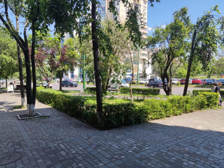 Apartament 2 camere decomandat,bloc Camera de Comerț-zona Afi Mall