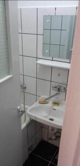 Apartament 2 camere zona Tomis nord mobilat utilat 34 mp