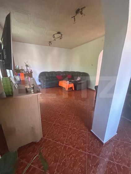 Casa de vanzare, 115.20 mp, zona Ghirodei