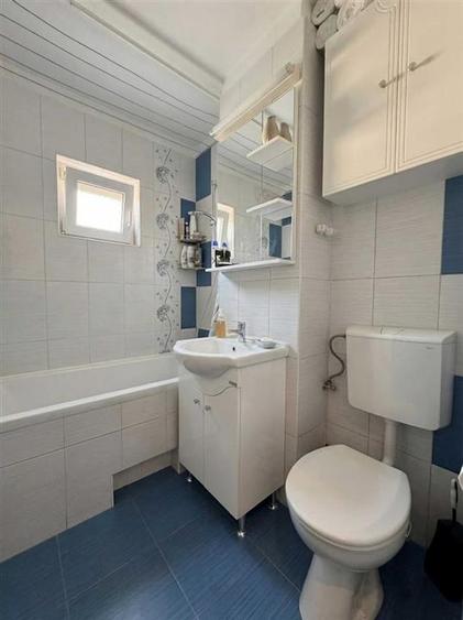 Apartament 2 camere decomandat balcon si pivnita Terezian