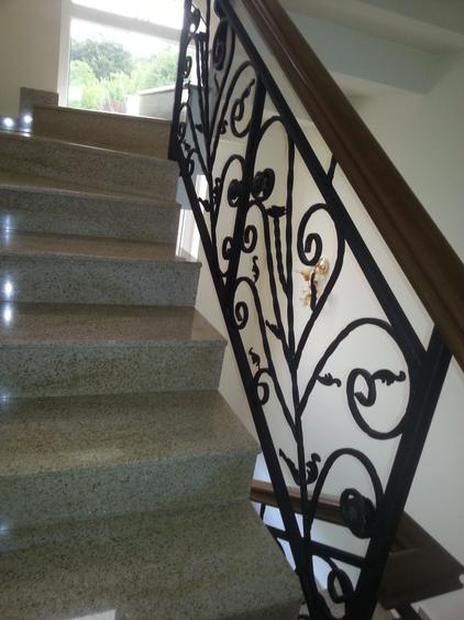 Casa Calinesti Arges