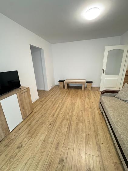 PODU ROS - CANTEMIR - 2 CAMERE RENOVAT TOTAL - ETAJ INTERMEDIAR - MOBILAT - UTILAT - MUTARE IMEDIATA