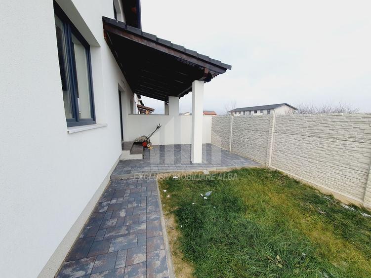 Casa tip duplex | 120 mp | Bucataria Mobilata | Dealul Furcilor