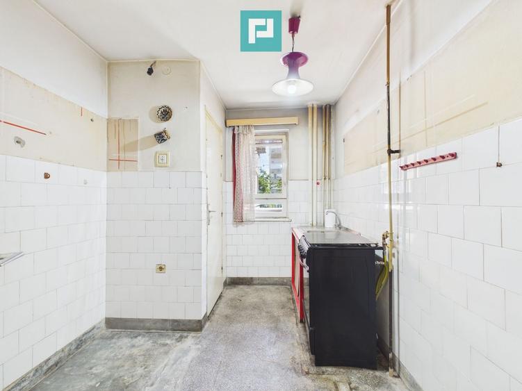 Apartament cu 3 camere, etajul 3, Calea Romanilor