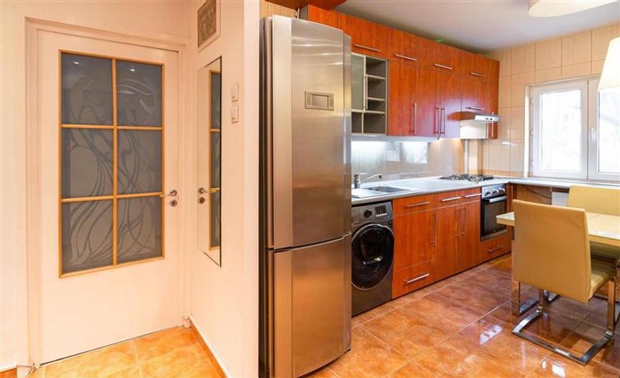 Apartament 2 camere Metroul Brancoveanu