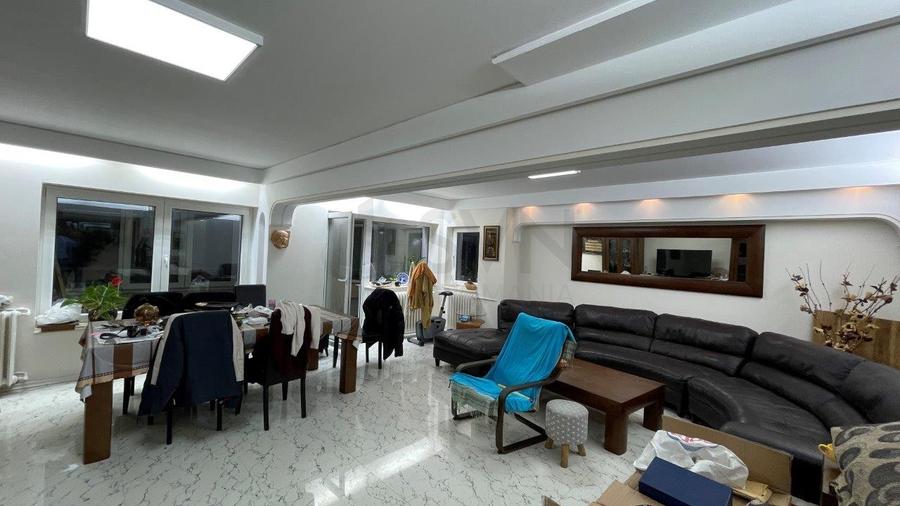 REA1010266 Unirii Fantani - apartament cu 5 camere