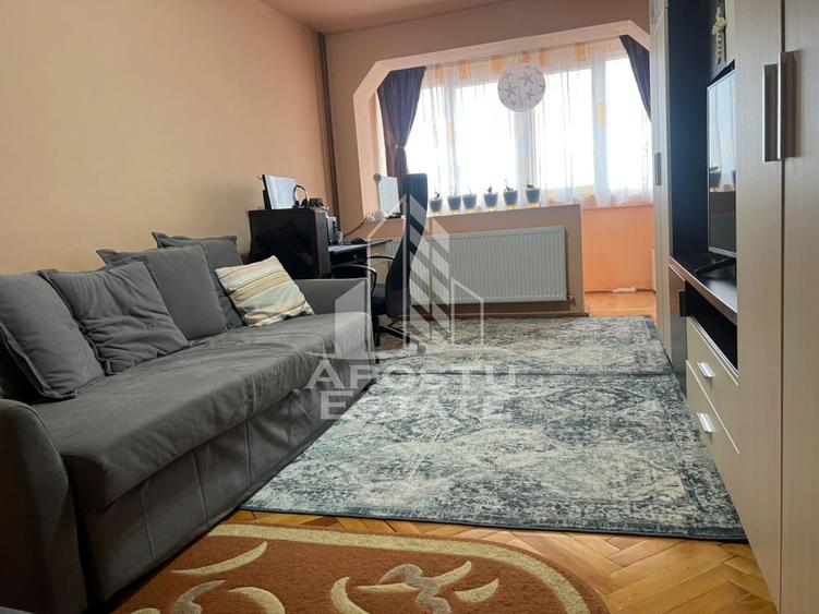 Apartament cu 2 camere de vanzare, cu boxa zona Cetatii, in Timisoara