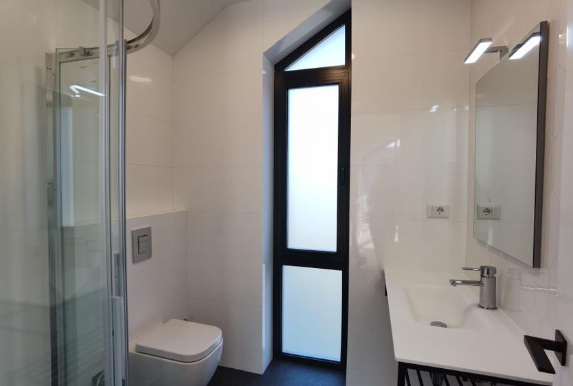 PRIMA INCHIRIERE!VILA NOUA de colt, finisaje premium, garaj