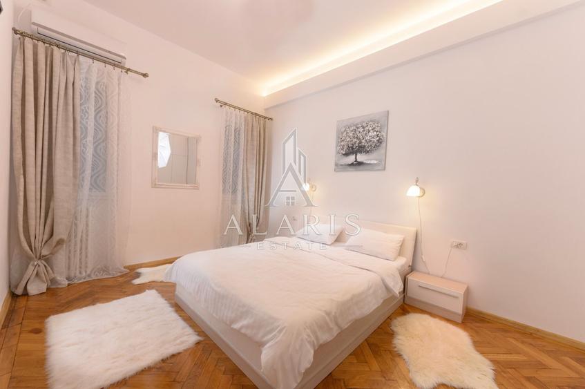 Apartament la casa cu 4 camere, 2 bai, zona Centrala